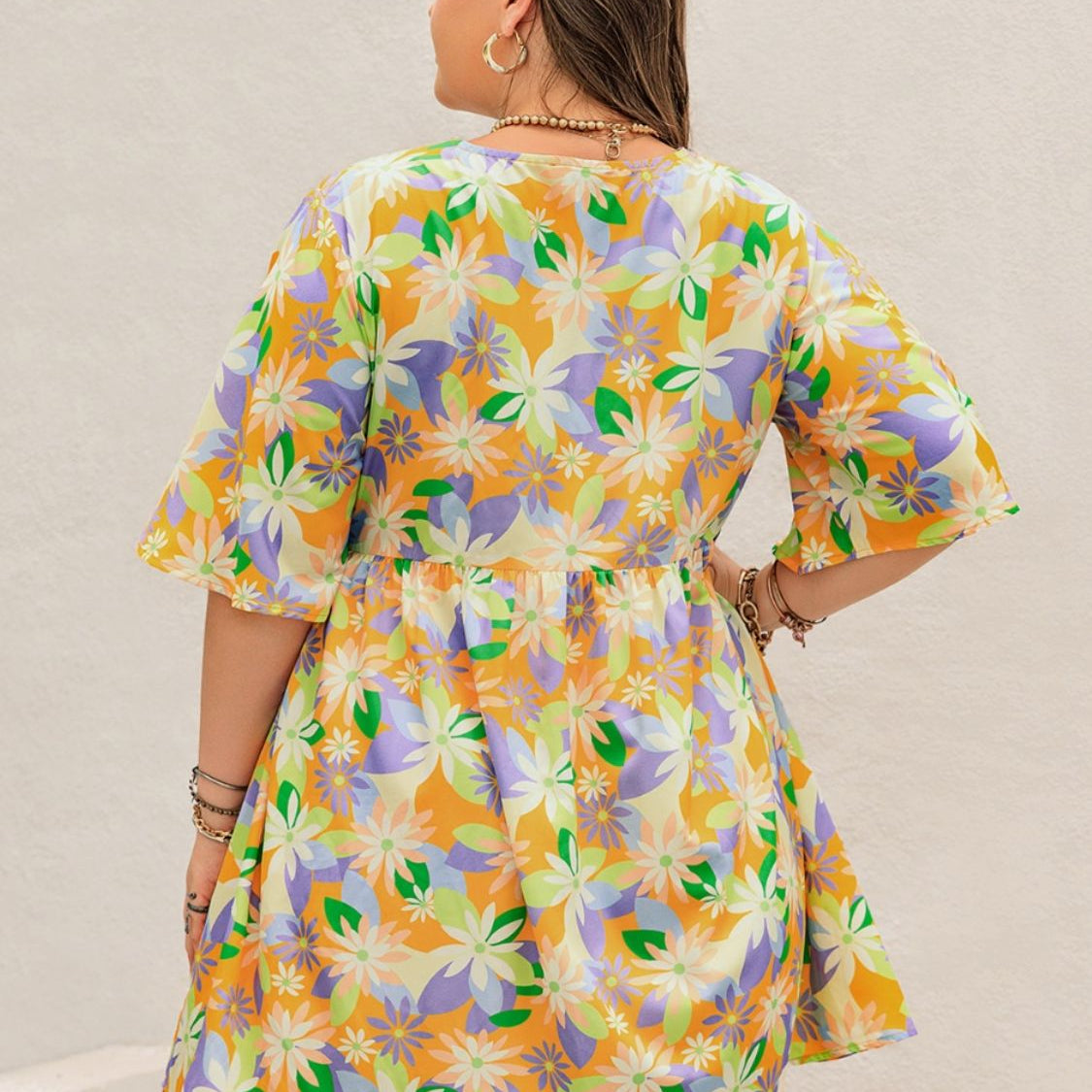 Plus Size Printed V-Neck Half Sleeve Mini Dress