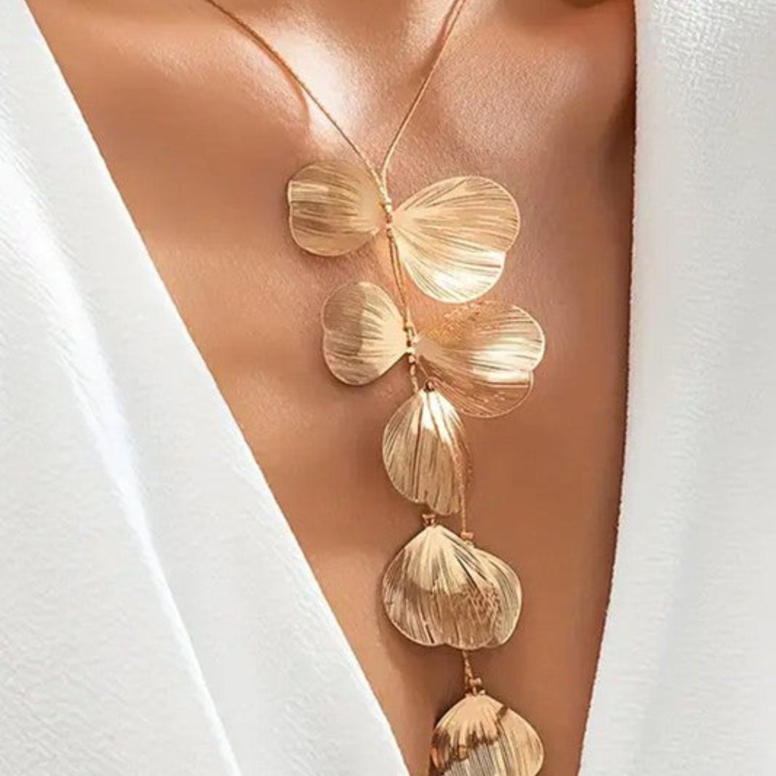 Filigree Leaf Drop Necklace
