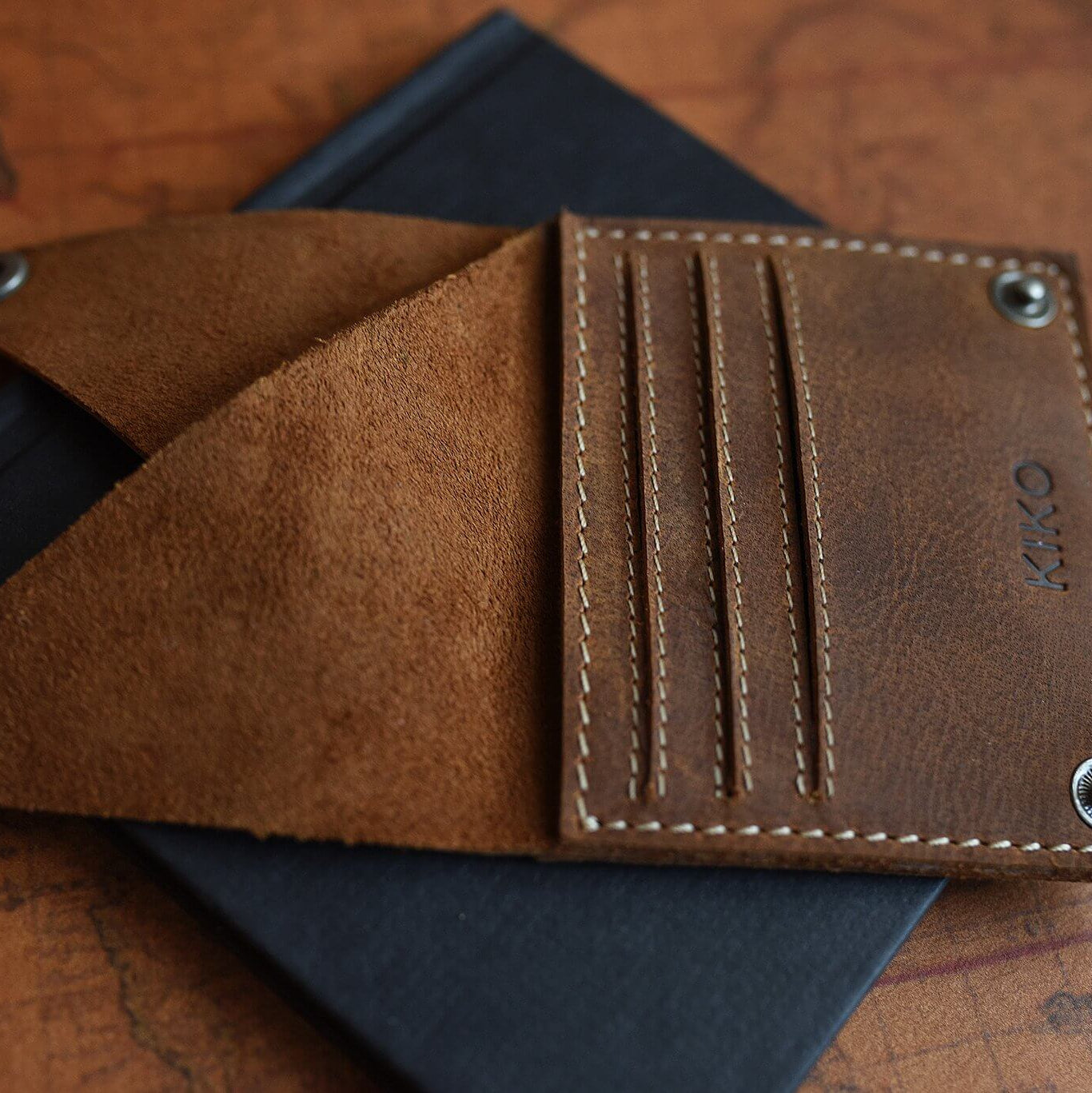Wing Fold Card Case