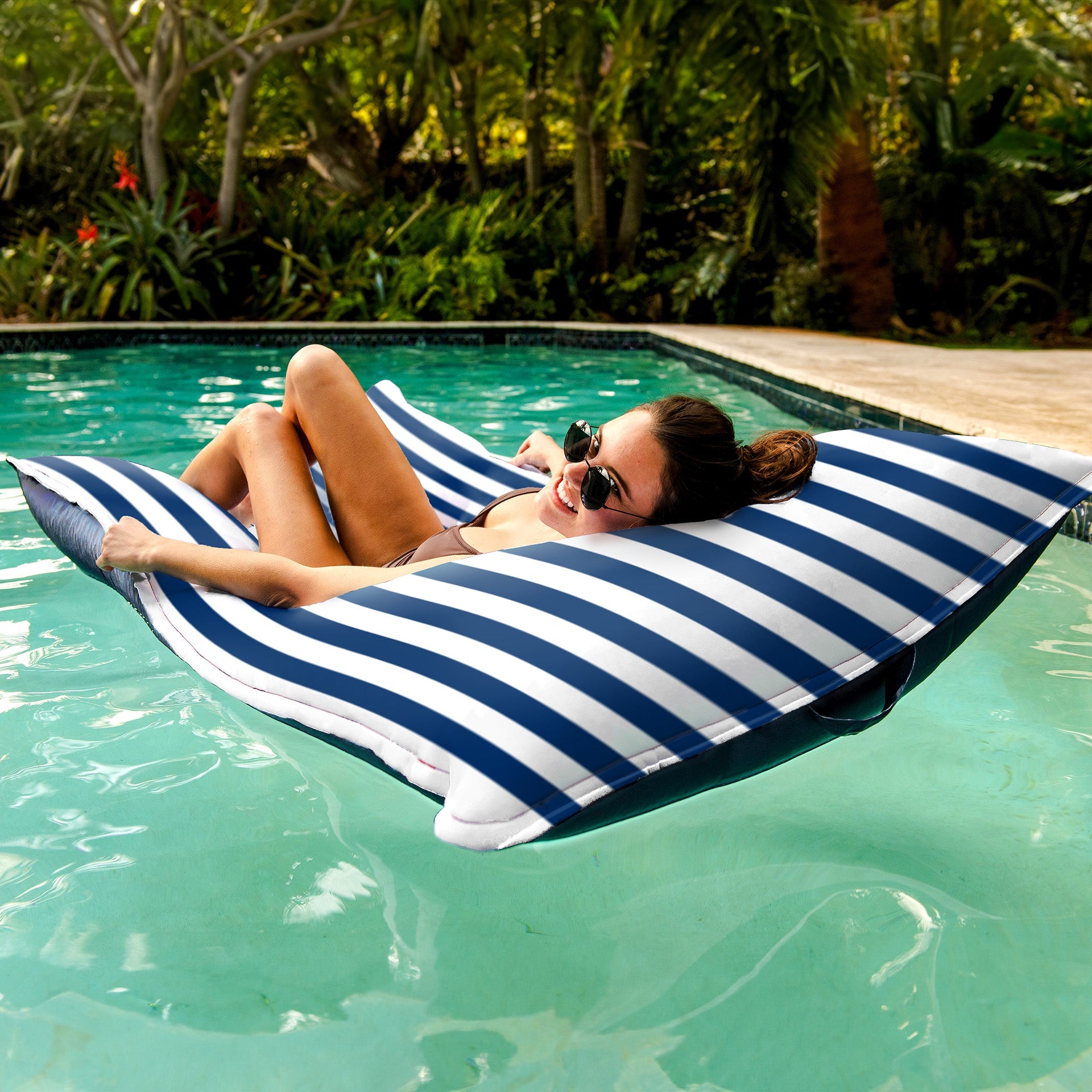 Big Joe's Lagoon Lounger