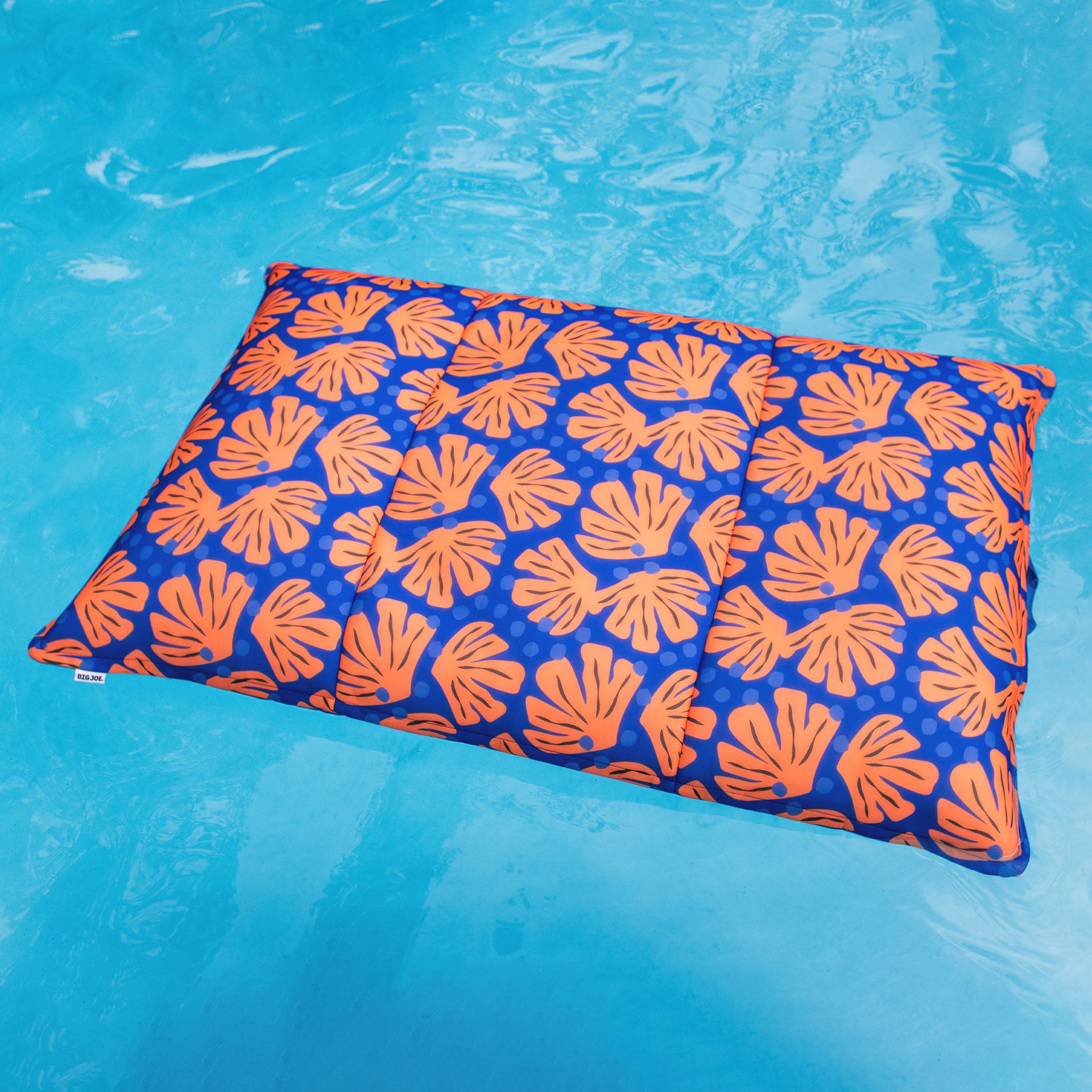 Big Joe's Lagoon Lounger