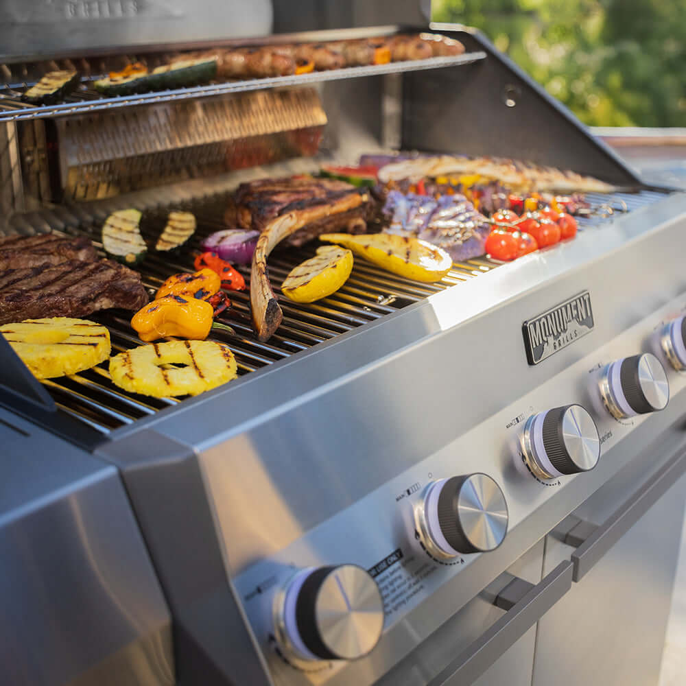 Eminence 605 - Advanced Stainless Natural/Propane Gas Grill