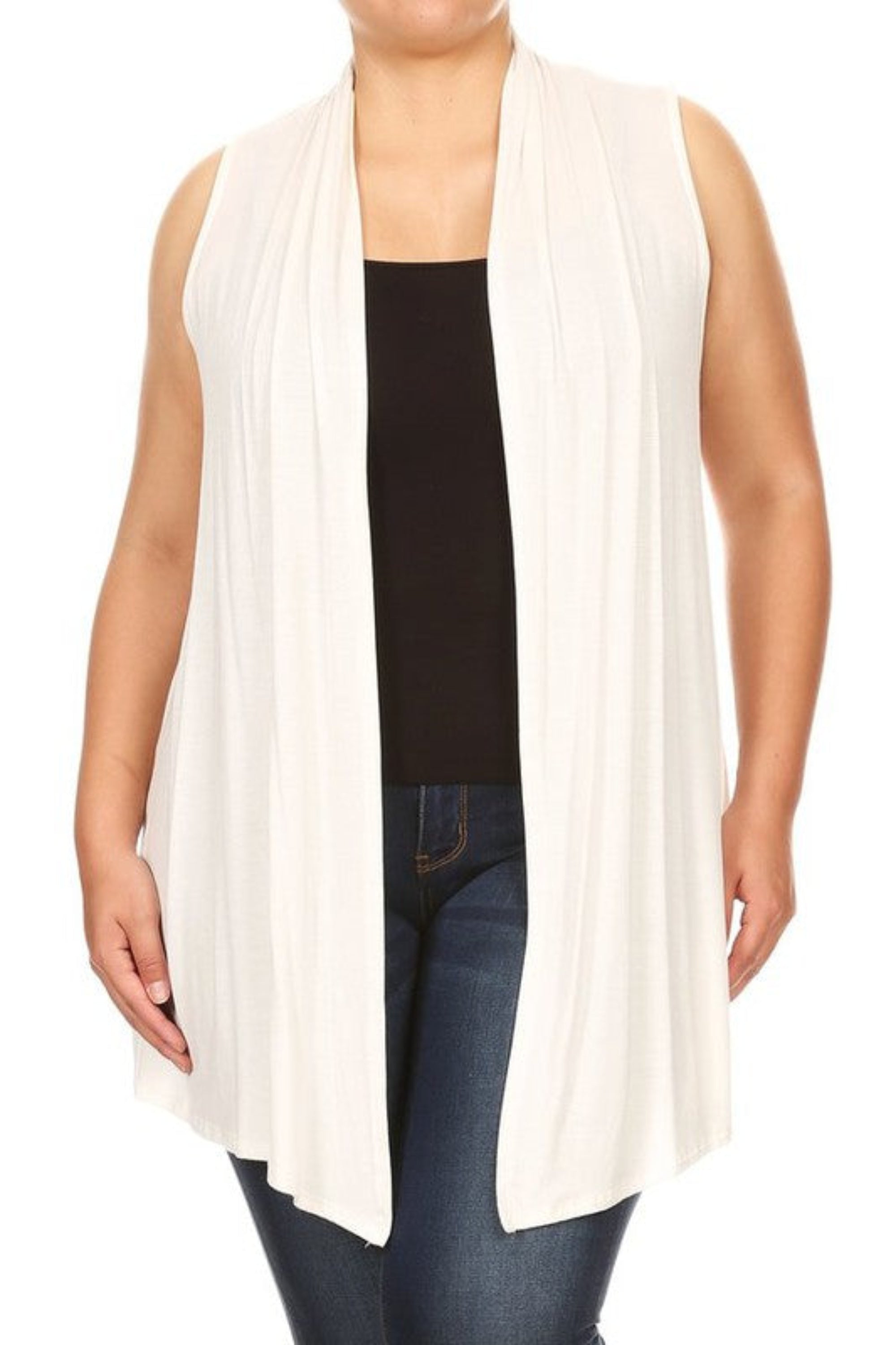 Plus Solid Open Front Vest in a Loose Fit