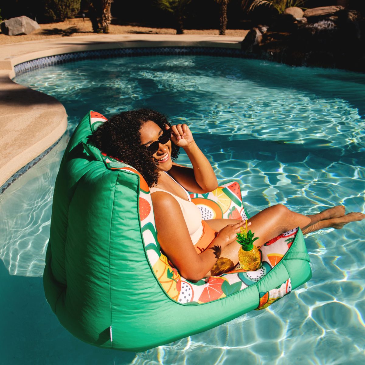 Big Joe's Captain's Pool Float