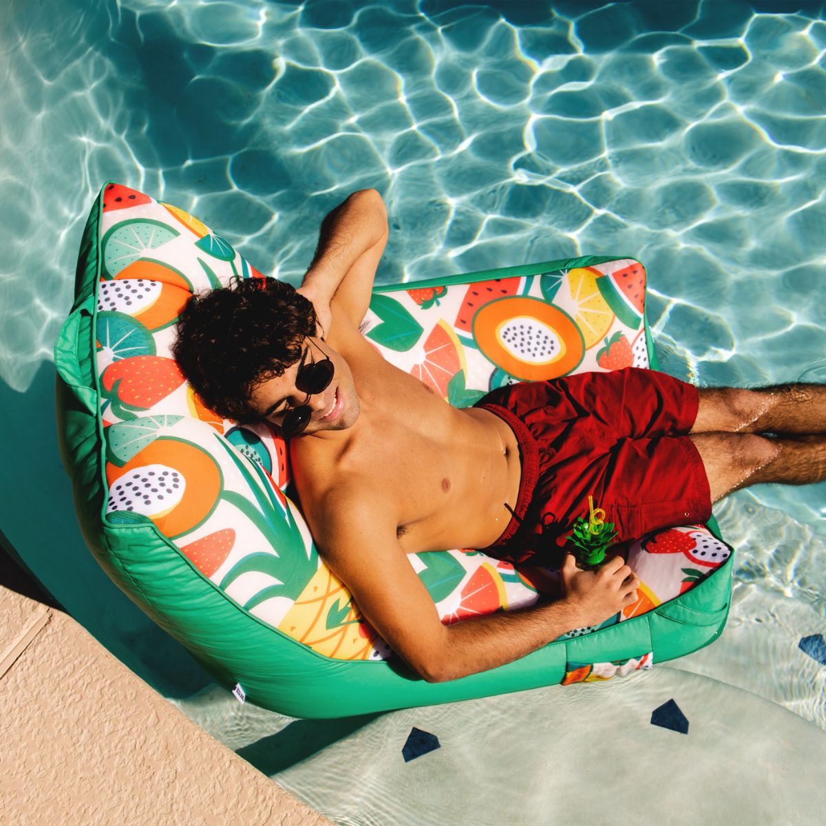 Big Joe's Captain's Pool Float