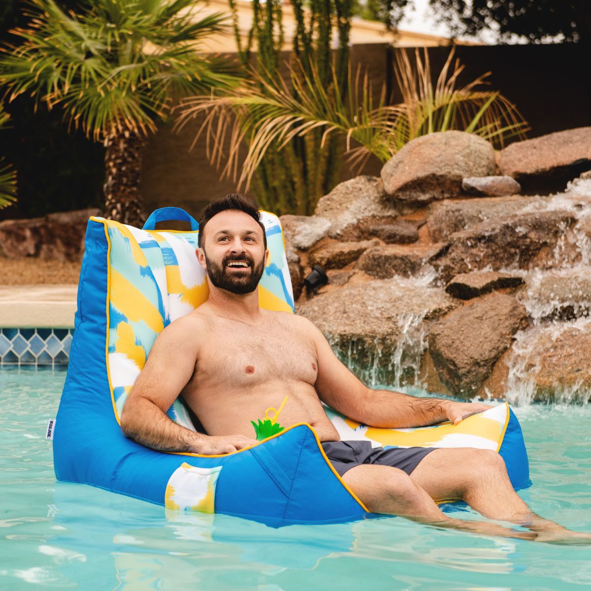 Big Joe's Captain's Pool Float