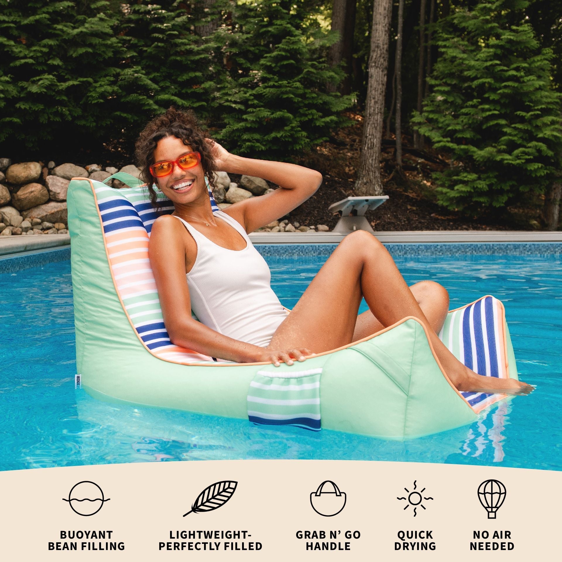 Big Joe's Captain's Pool Float