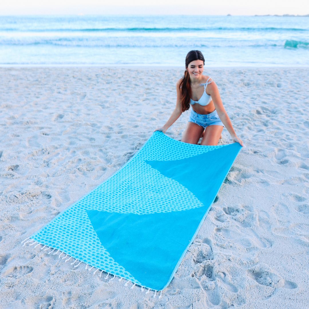 Feshka Big Fish Turkish Cotton Beach Towel