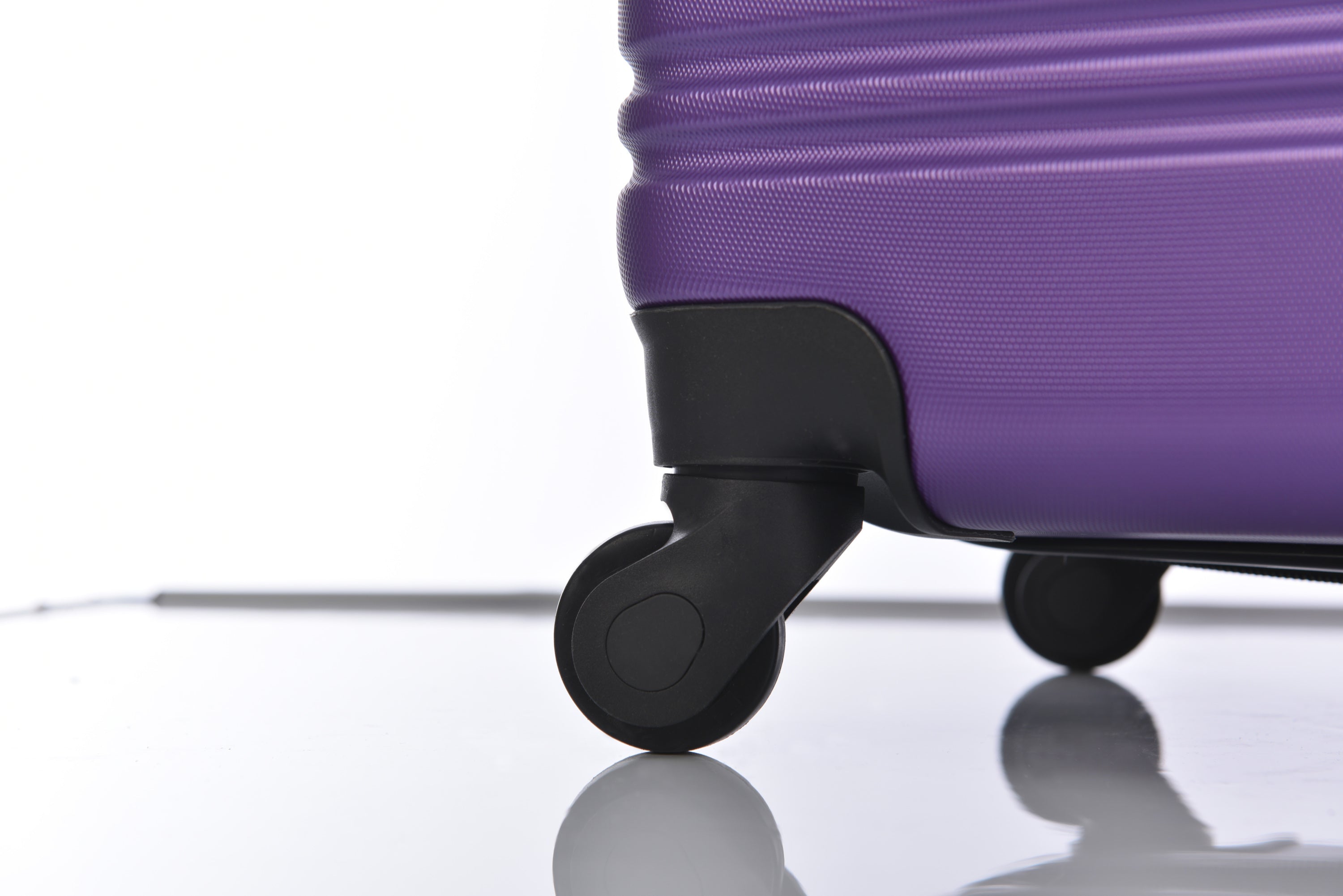Purple Three Piece Luggage Set Hardside Spinner Suitcase with TSA Lock