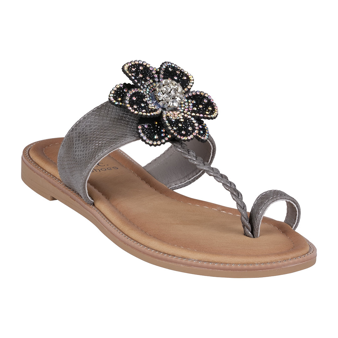 GC Shoes Women's Blossom Black Embellished Flower Toe Ring Flat Sandals