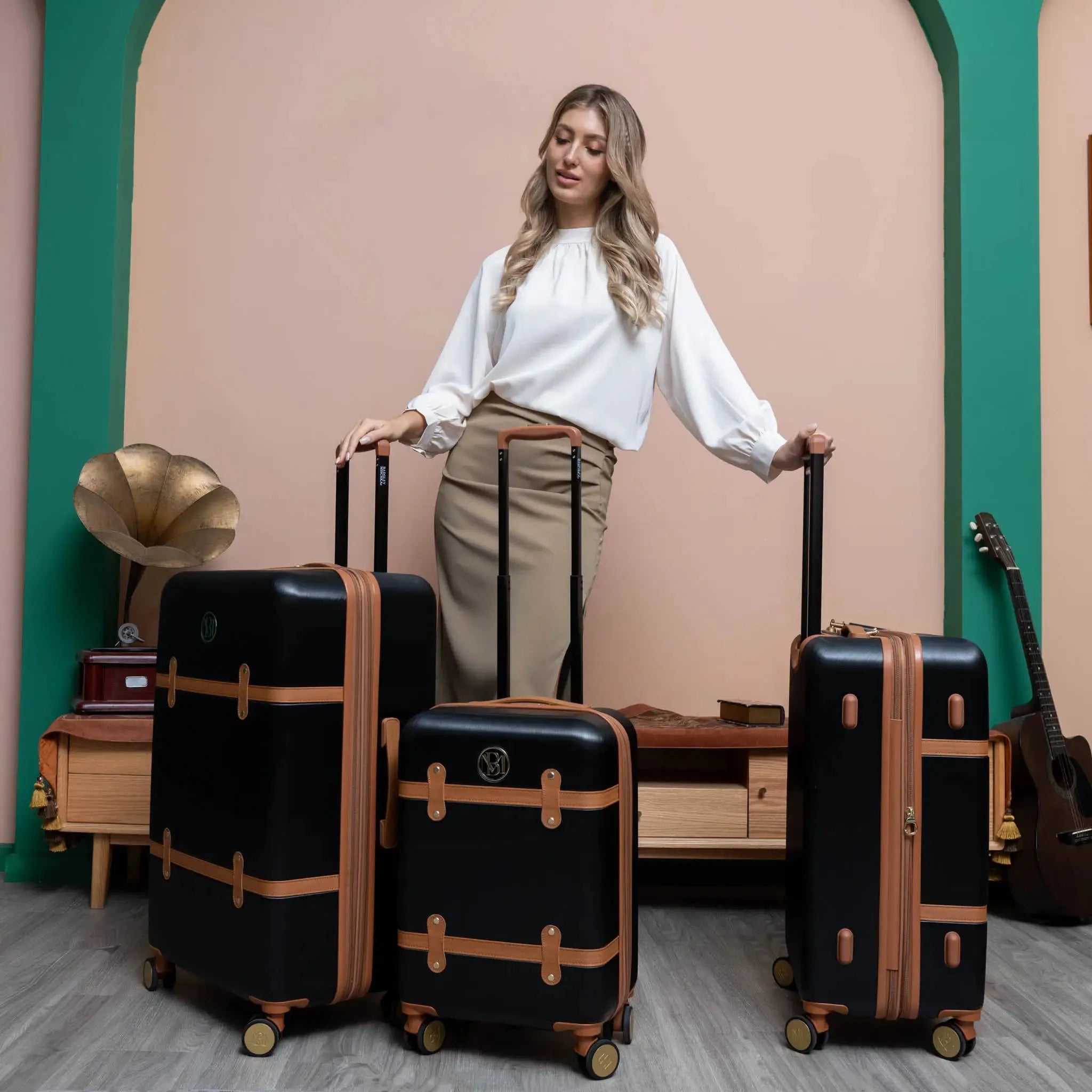 Grace Three Piece Expandable Retro Luggage Set