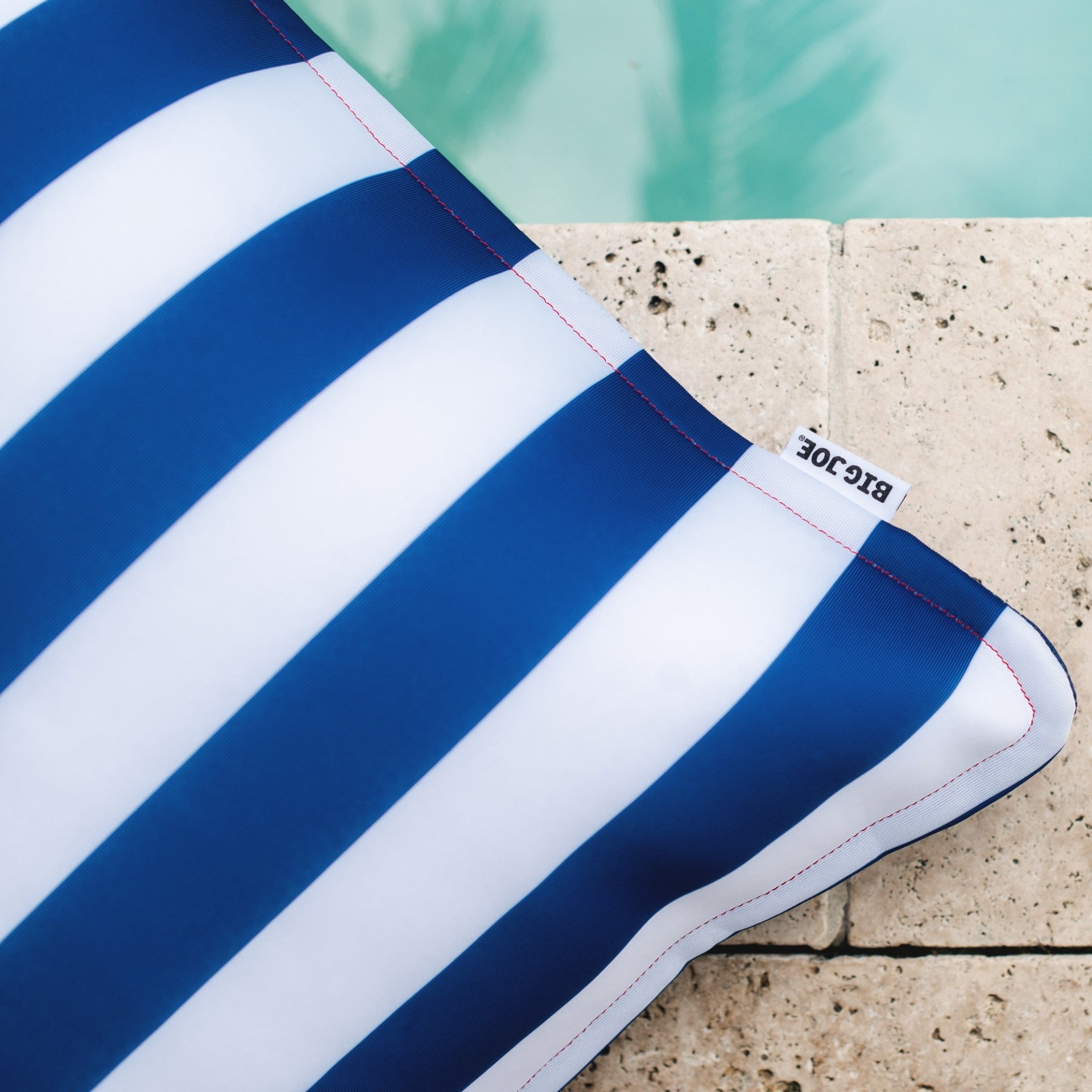 Big Joe's Lagoon Lounger