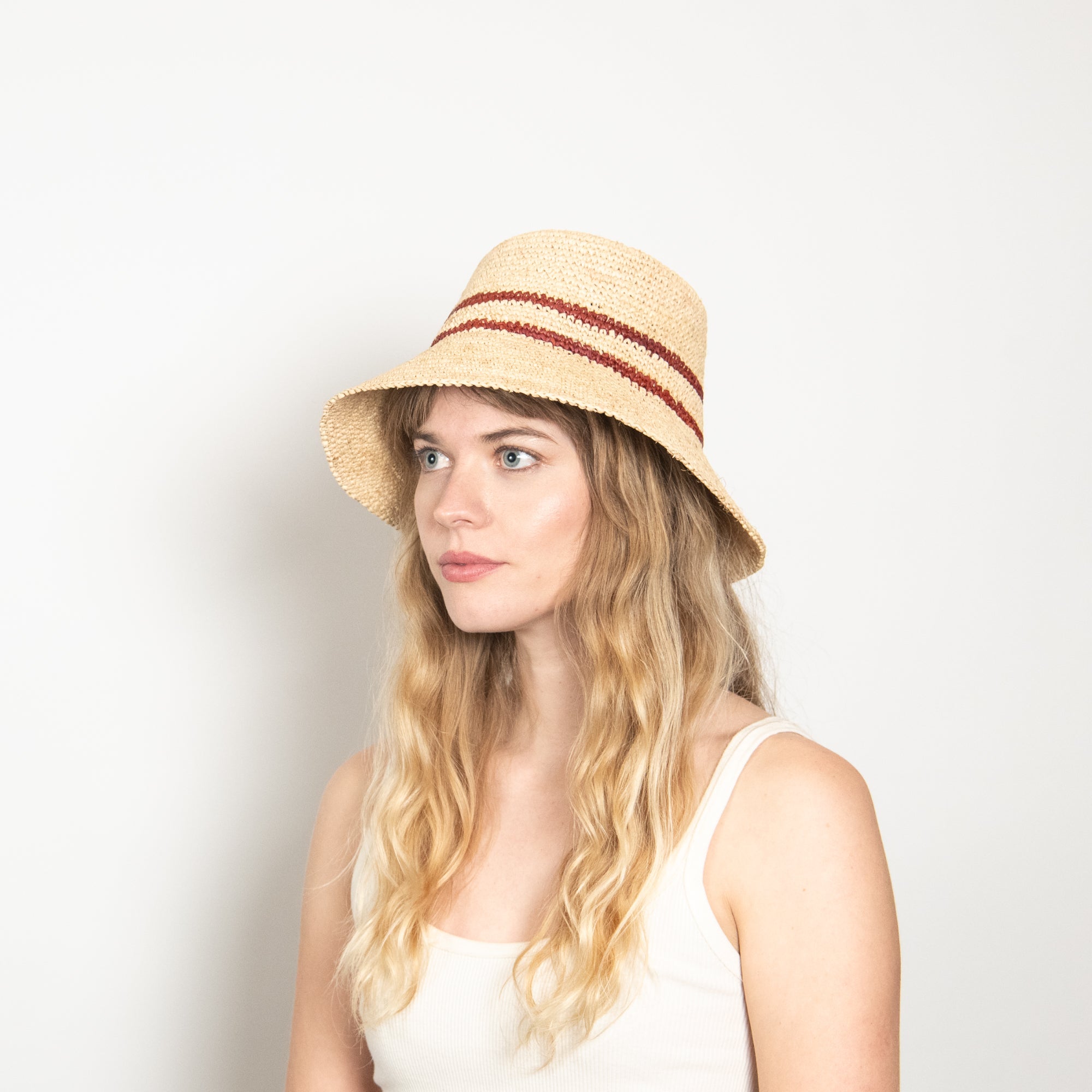 Ensley Raffia Bucket in Natural
