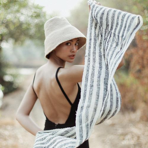 Fatima Hand-Loomed Raw Cotton Scarf