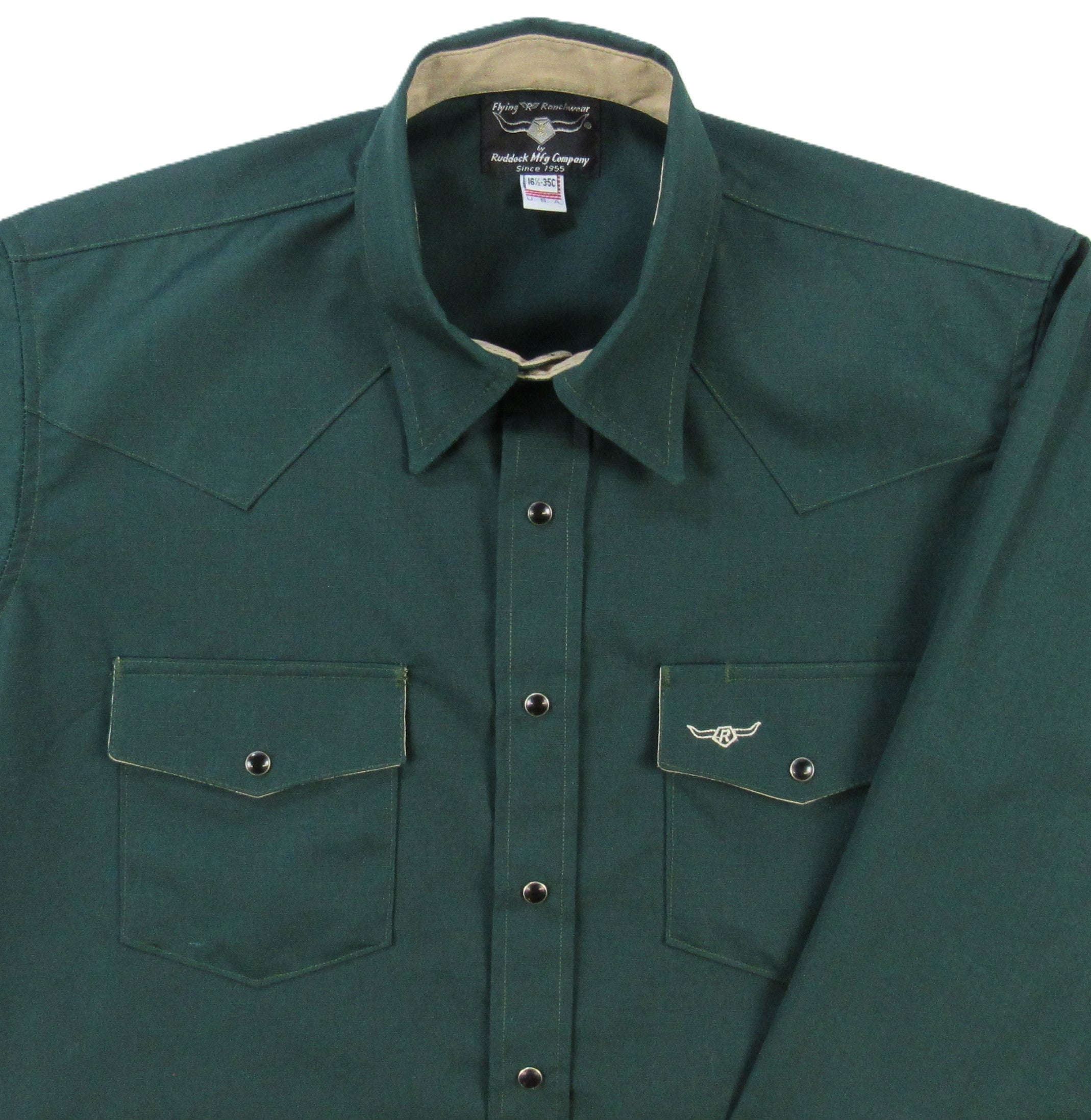 Green shirt with two pockets and a collar on a white background