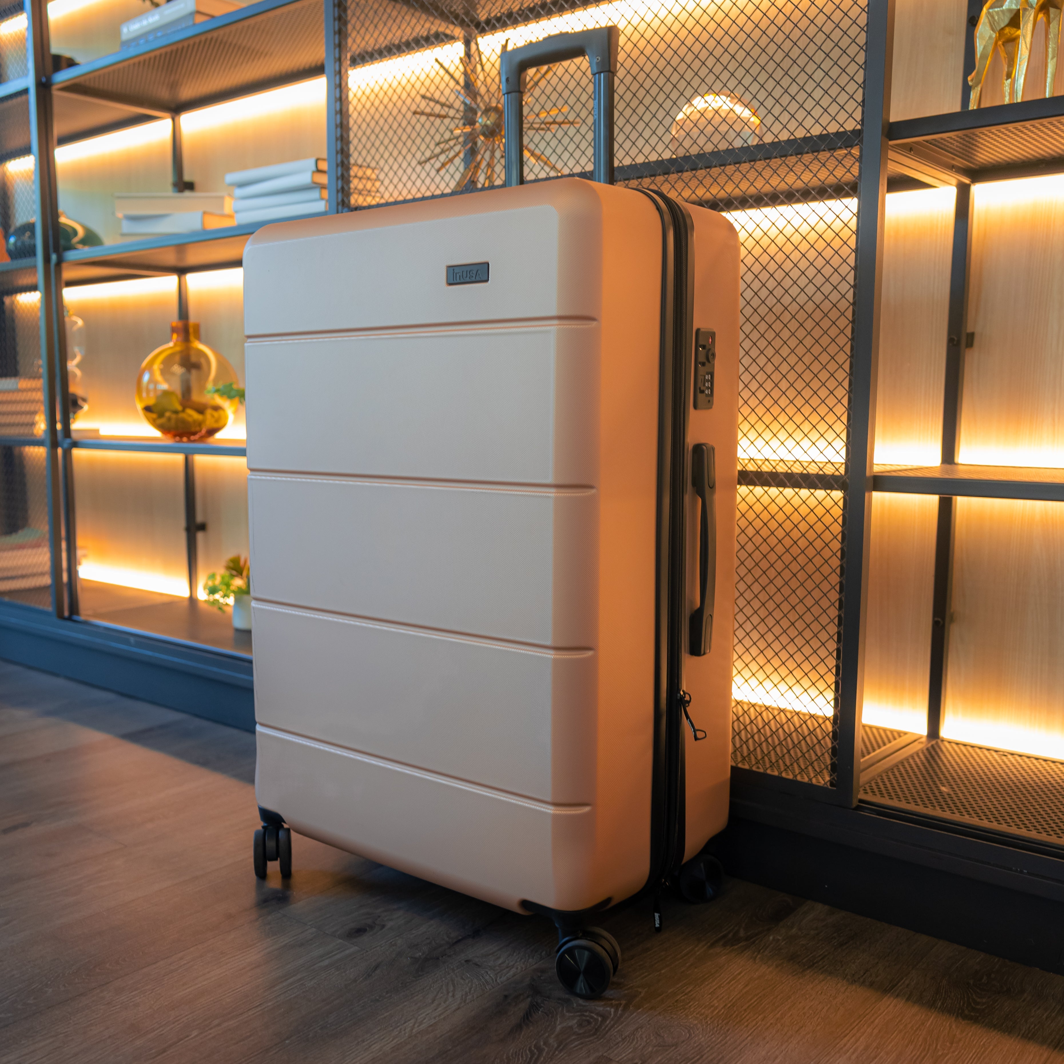 InUSA Luggage Elysian Large 28" Spinner Suitcase
