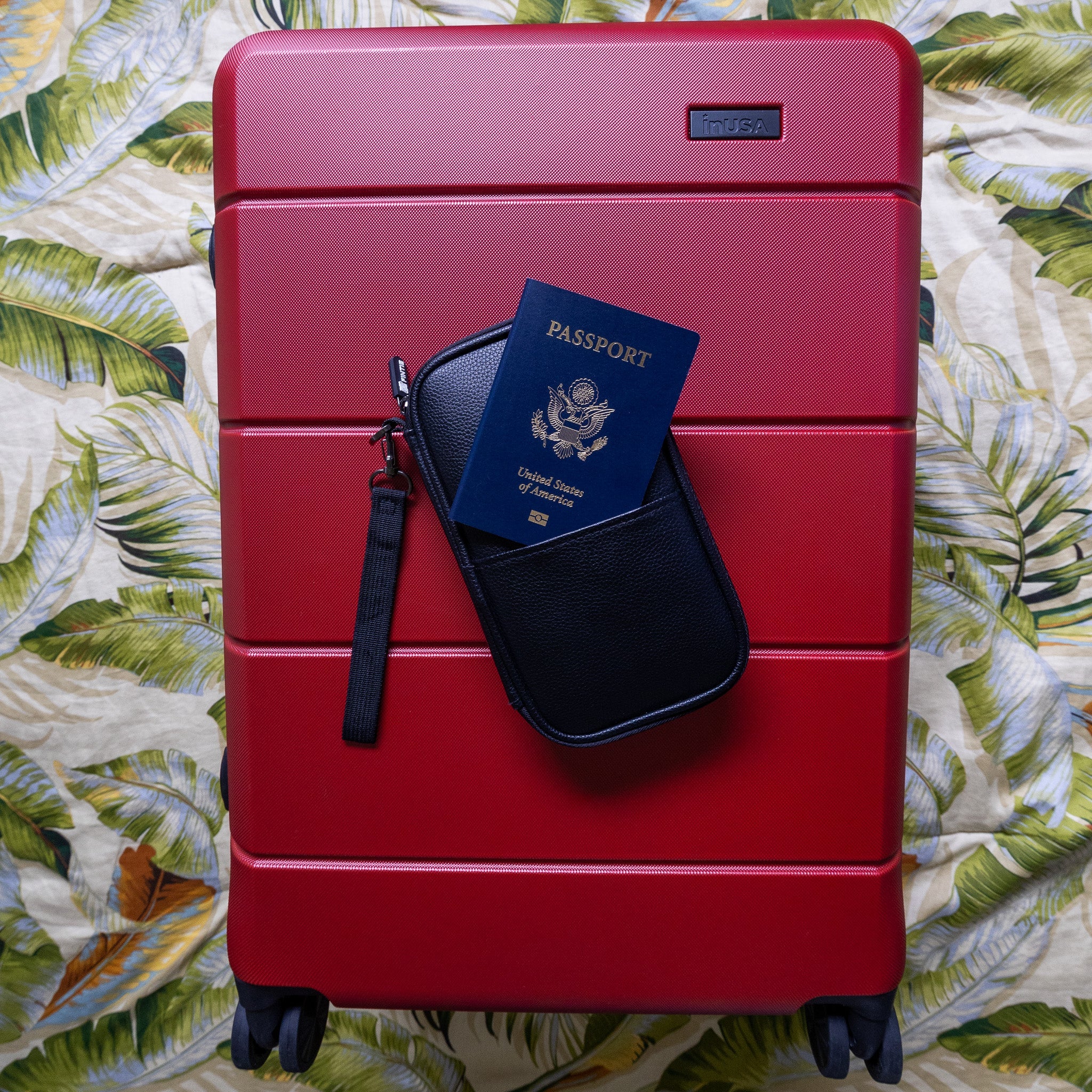 InUSA Luggage Elysian Medium 24" Spinner Suitcase