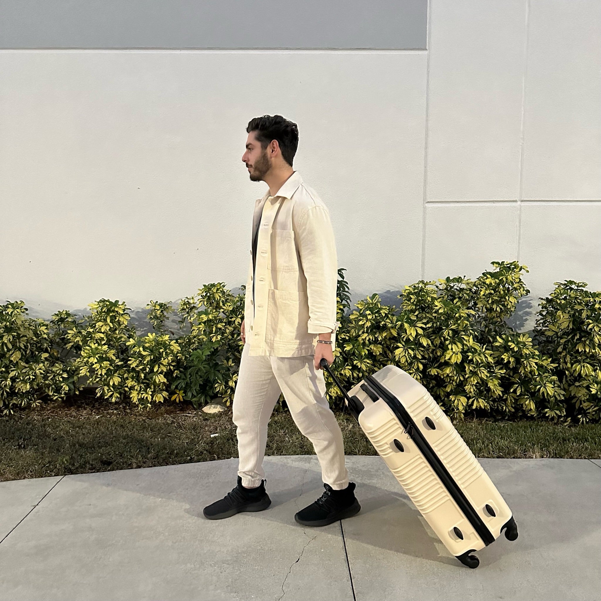 InUSA Luggage Resilience Large 28" Spinner Suitcase