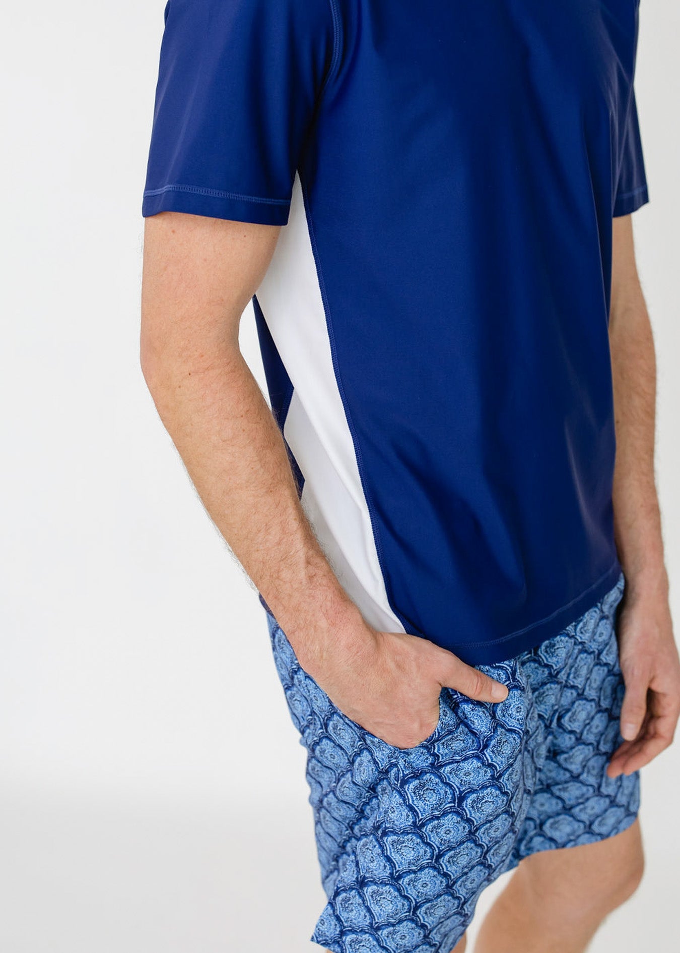 Cabana Life Men's Navy Short Sleeve Rashguard