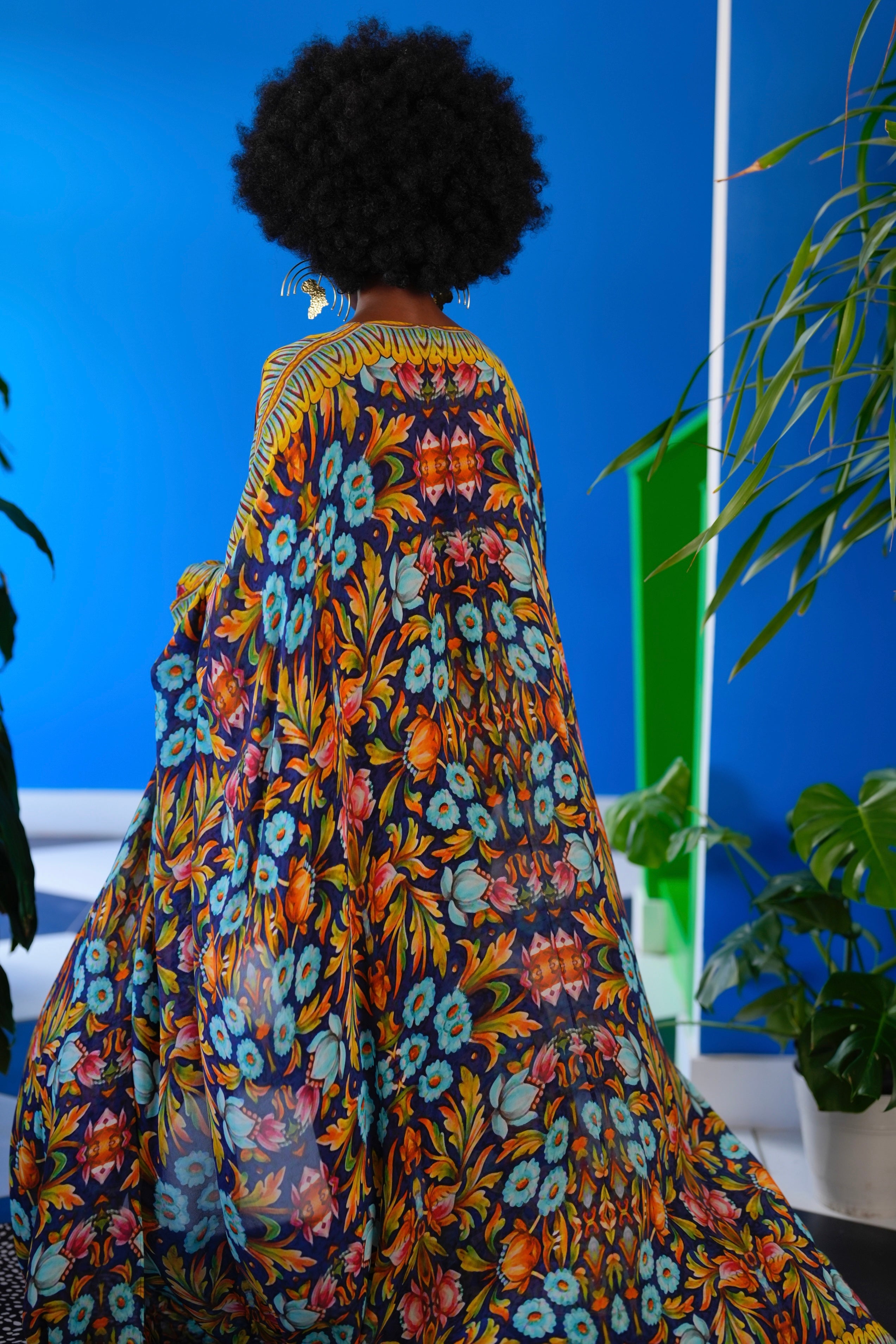 Saisankoh Scarlett Goddess Kaftan