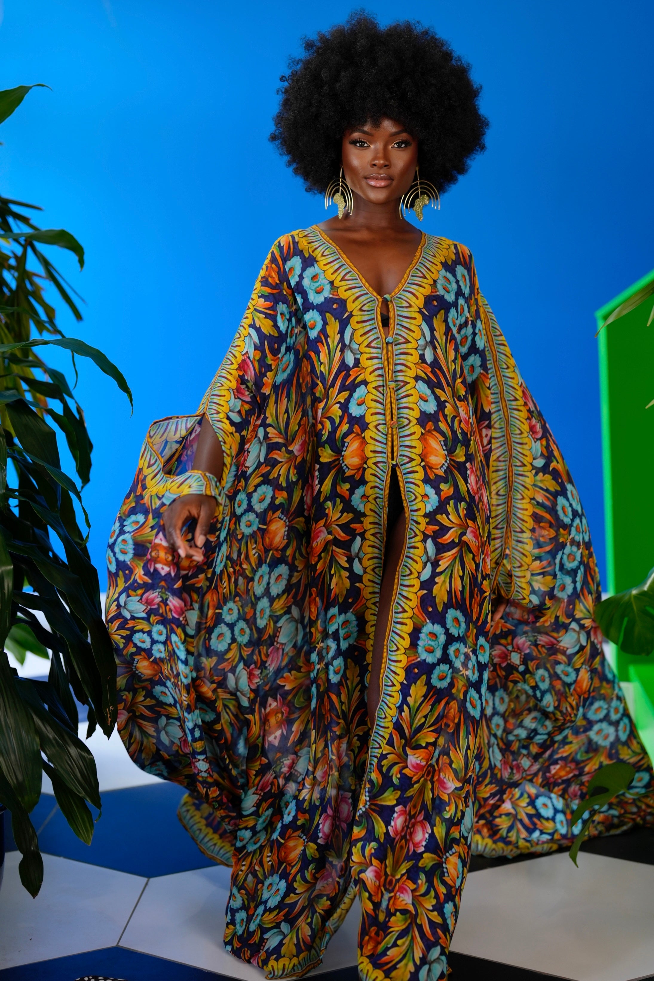 Saisankoh Scarlett Goddess Kaftan