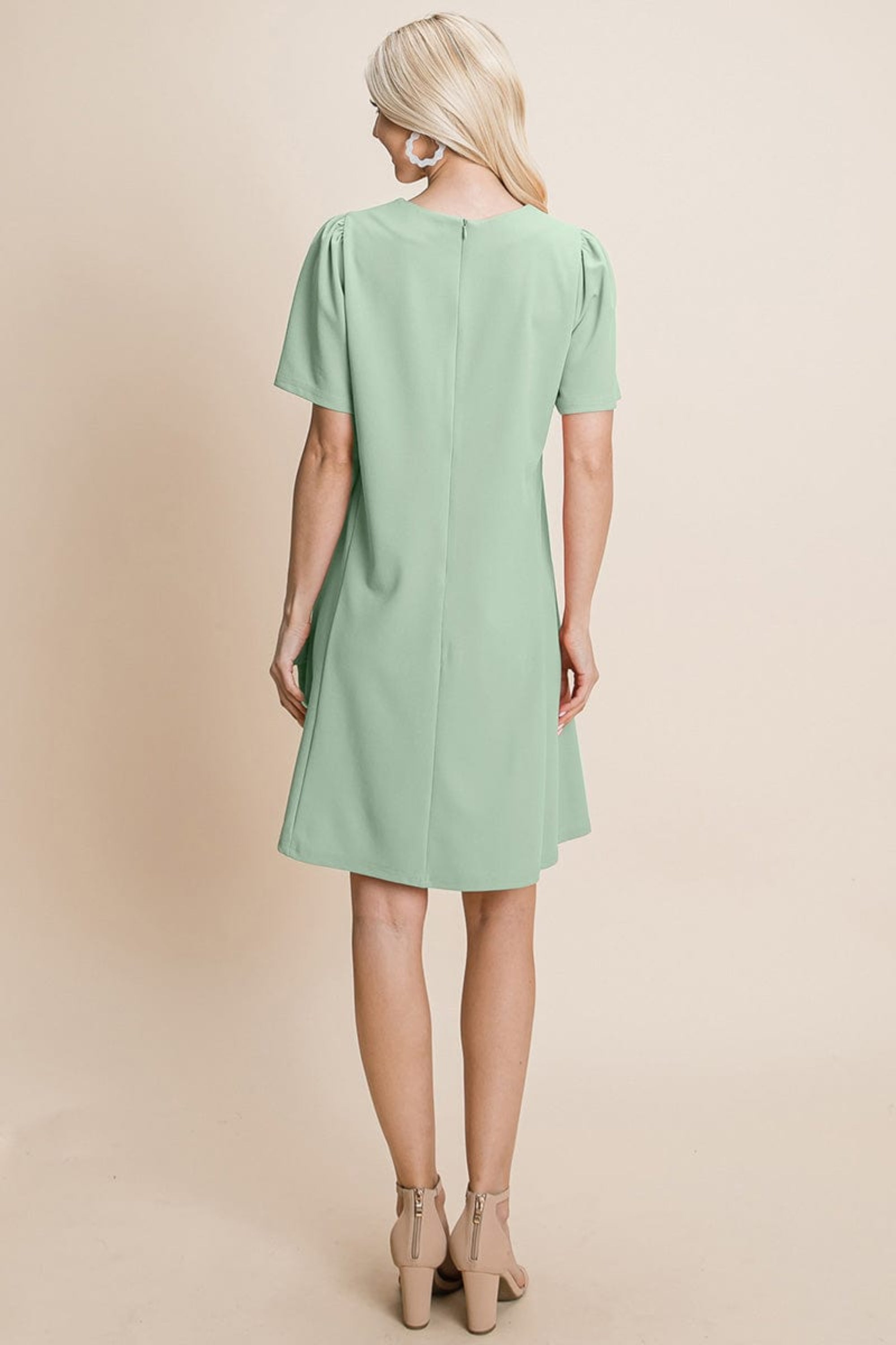 V-Neck Short Sleeve Shift Dress