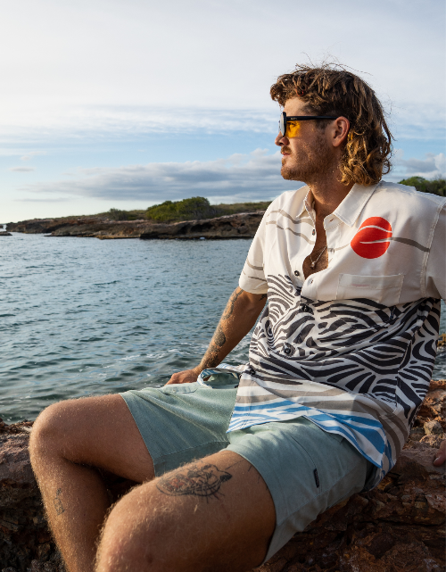 Red Sun Over Black Hills Vagabond Button Up