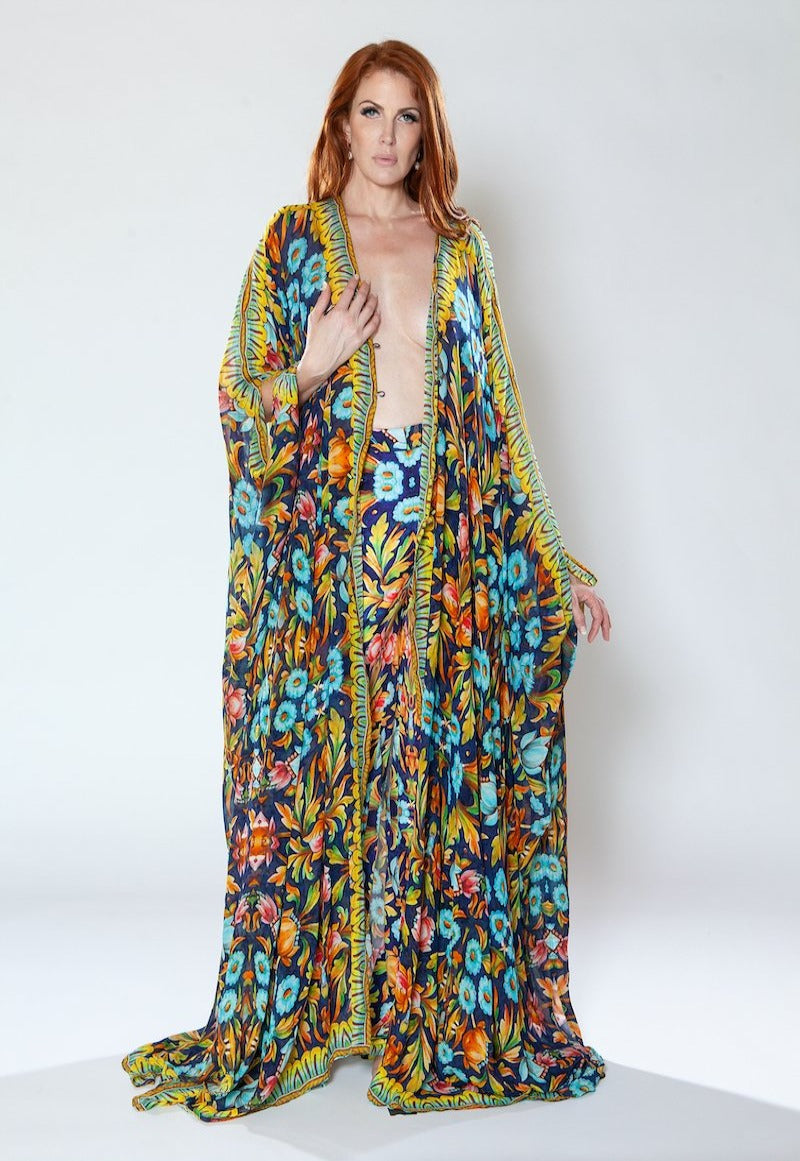Saisankoh Scarlett Goddess Kaftan