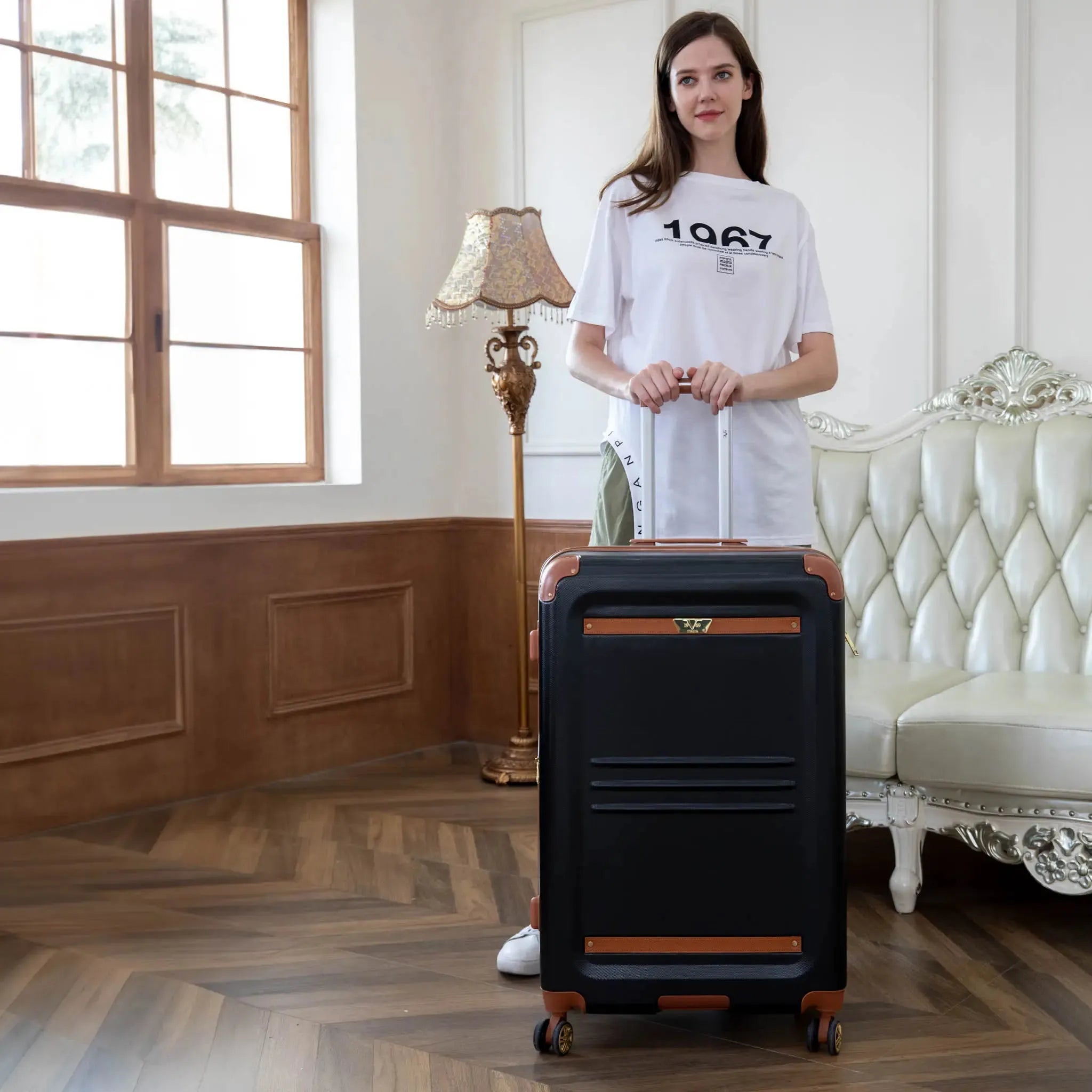 Vintage Three Piece Expandable Retro Luggage Set