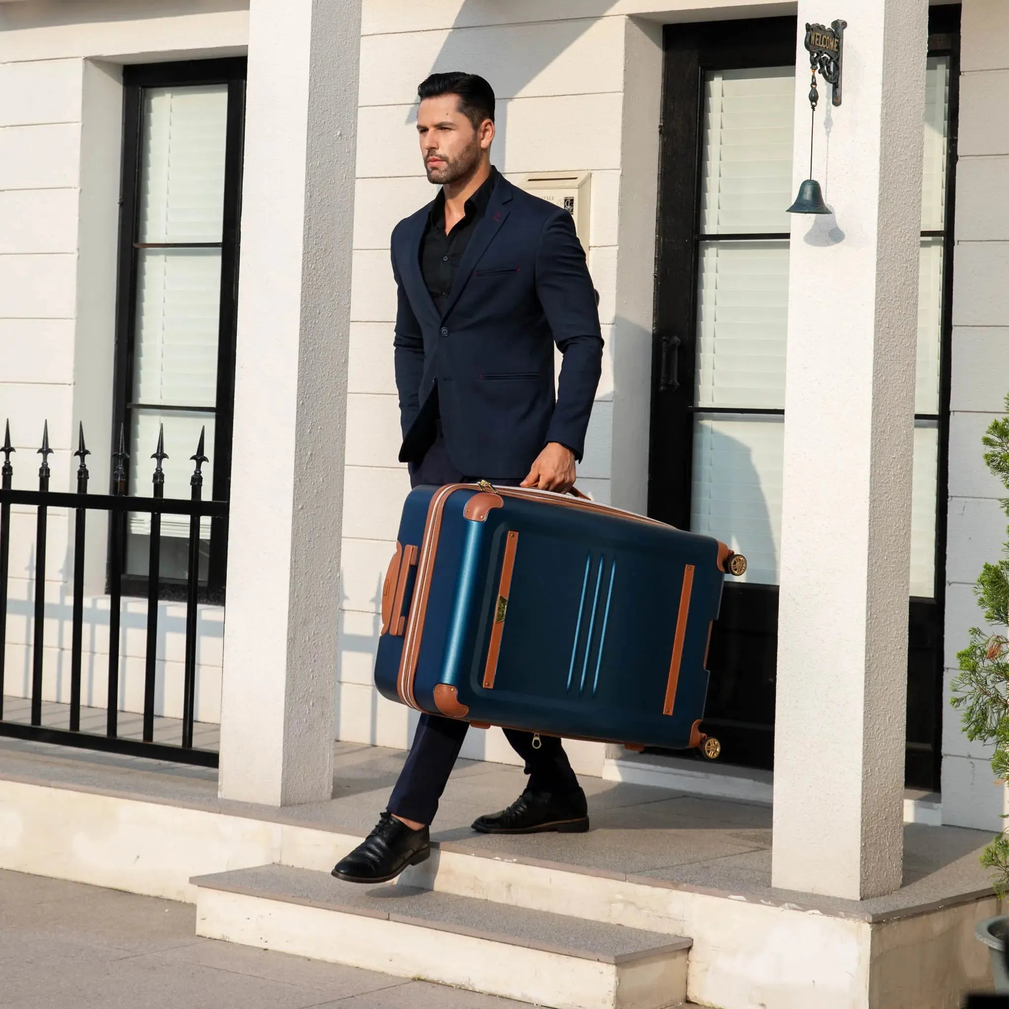 Vintage Three Piece Expandable Retro Luggage Set