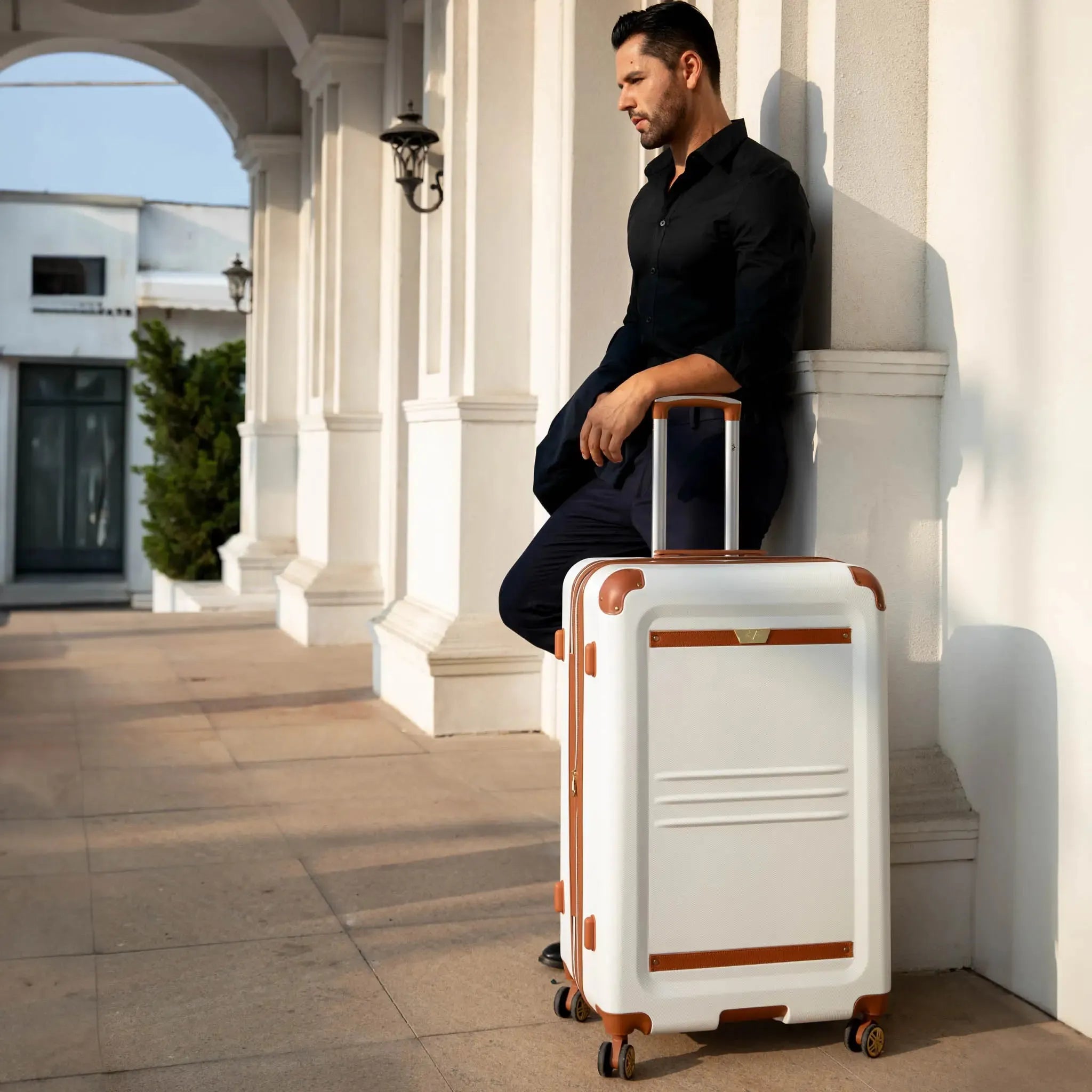 Vintage Three Piece Expandable Retro Luggage Set
