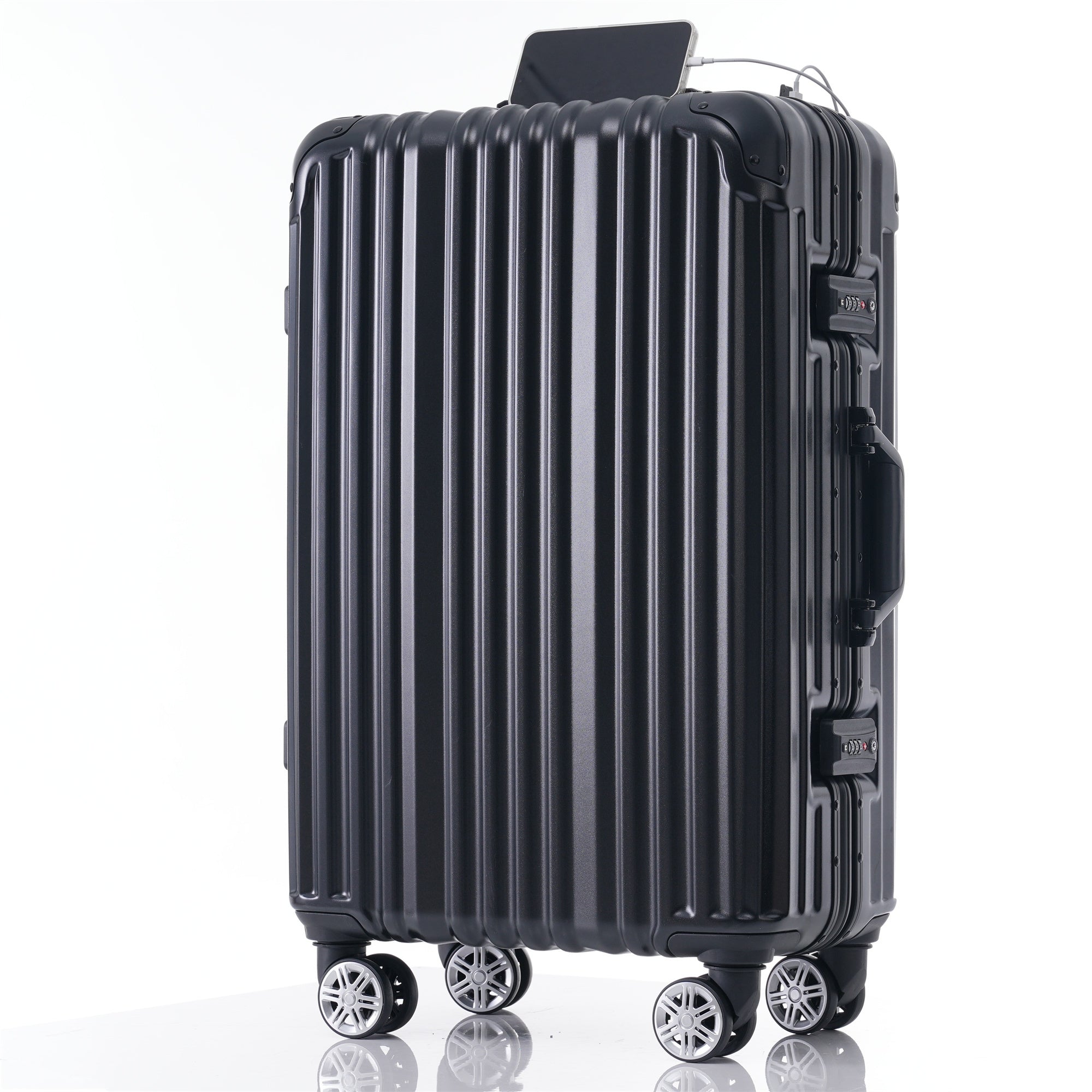Black Aluminum Frame Luggage with USB Port Carry-On