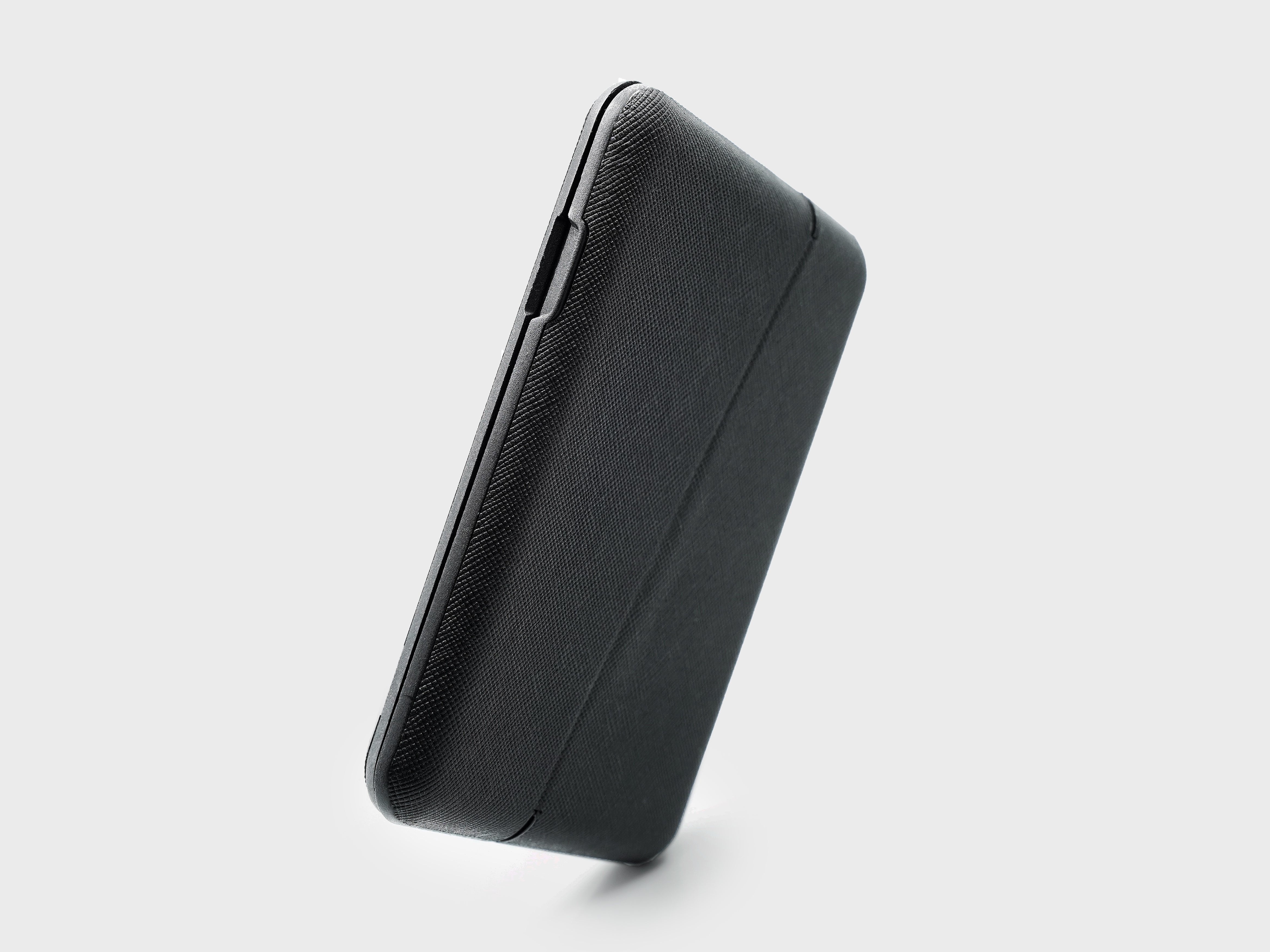 Dash Wallets Passport Shell 2.0 - Ultralite Travel Wallet