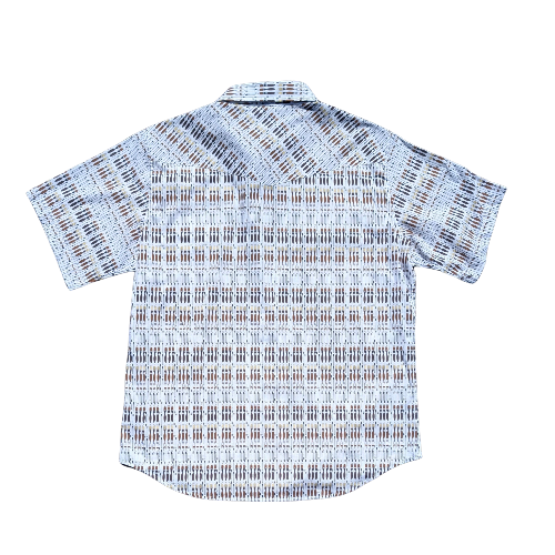 Short-sleeve shirt with a plaid pattern on a white background