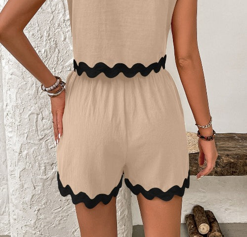Contrast Trim Round Neck Top and Shorts Set