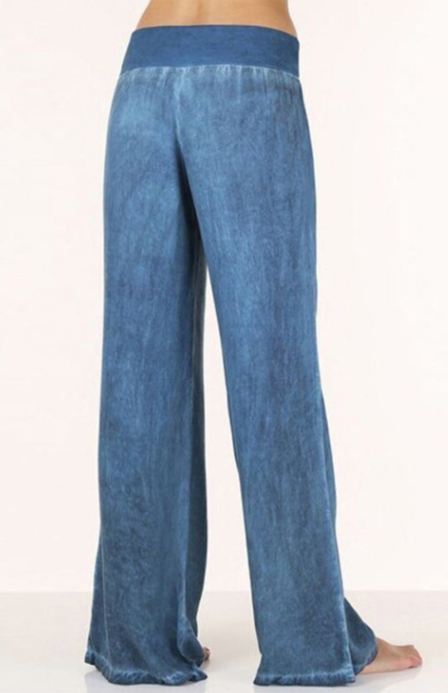 blue pants