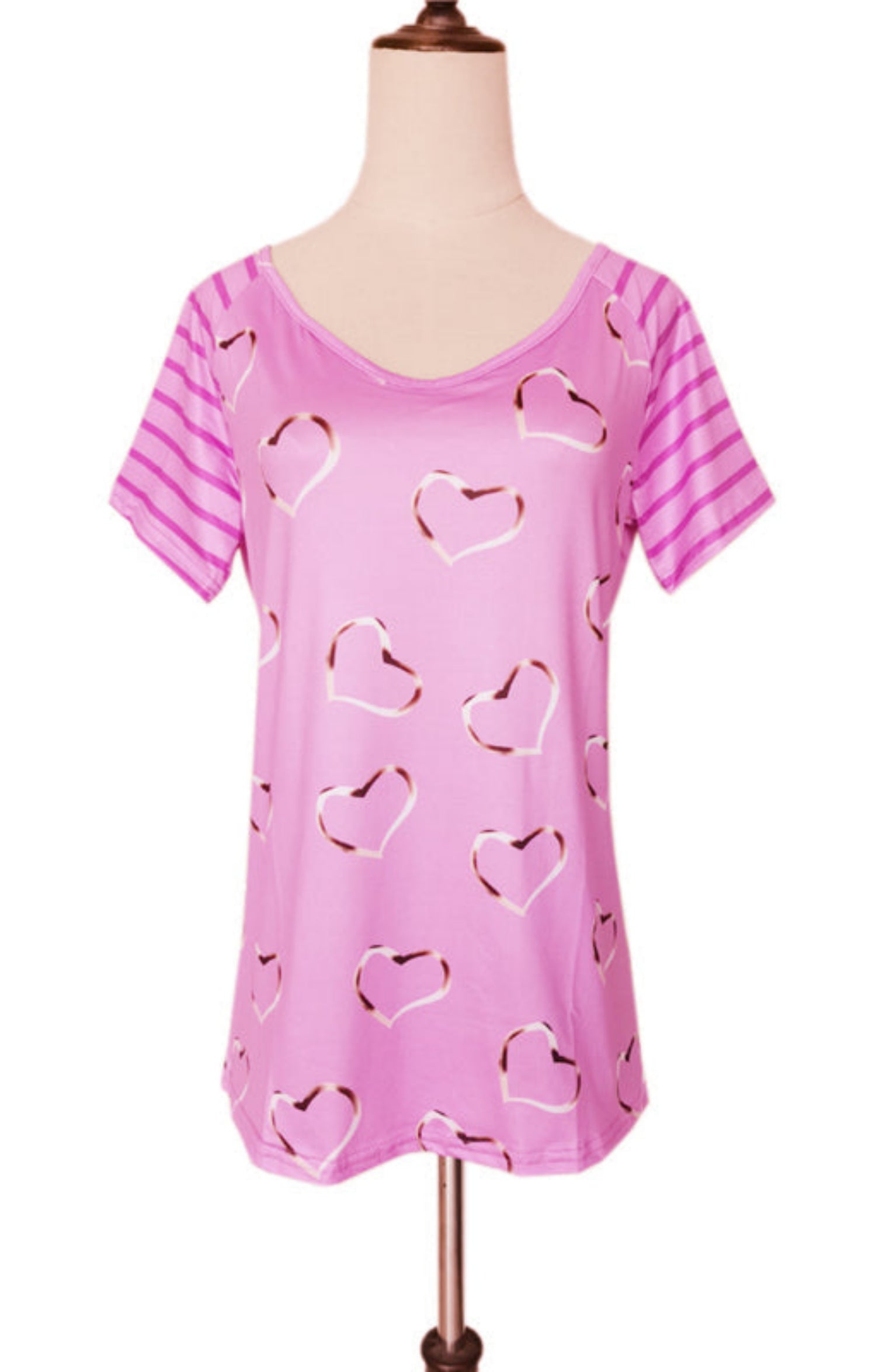 pink shirt