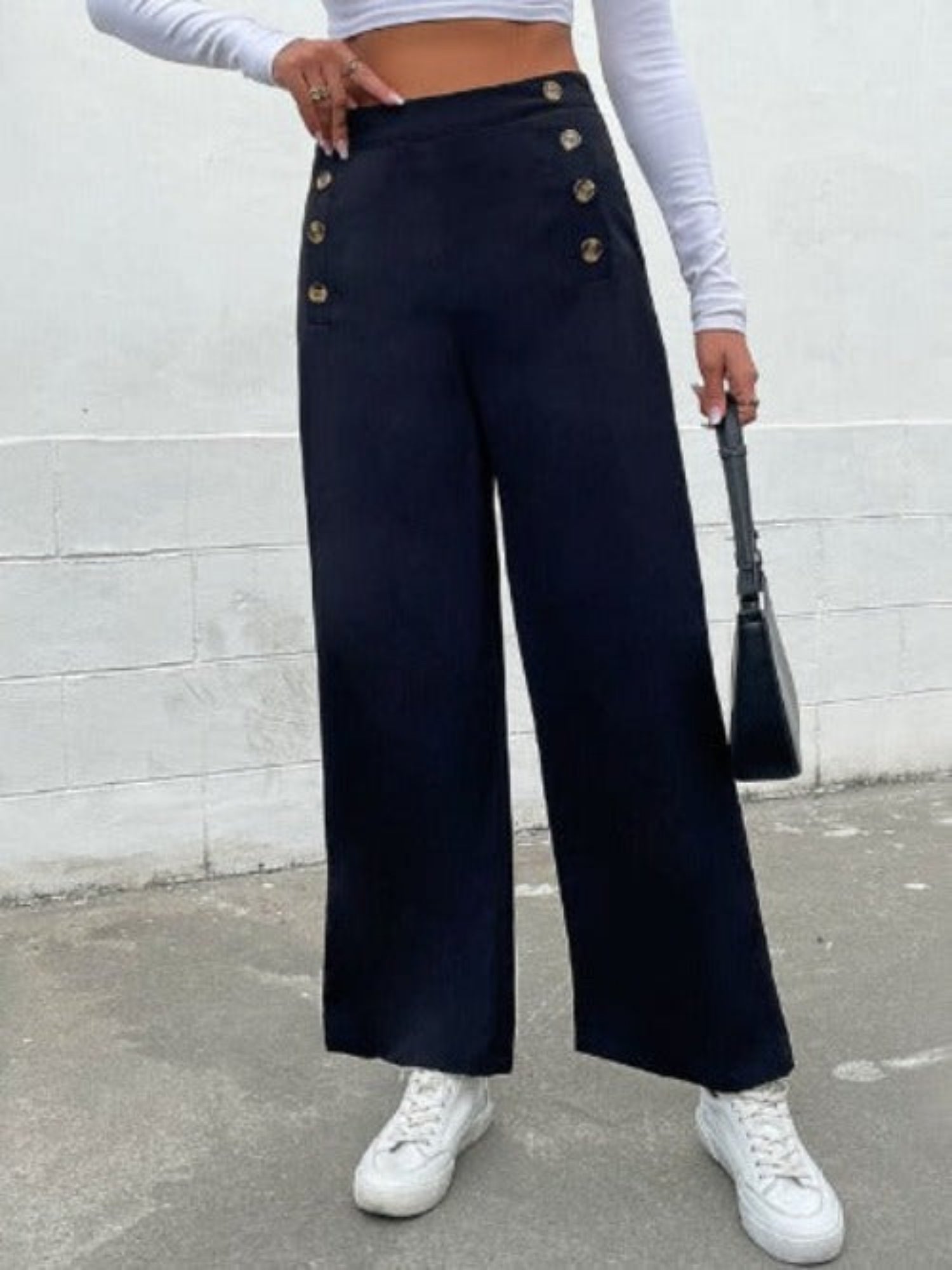blue pants