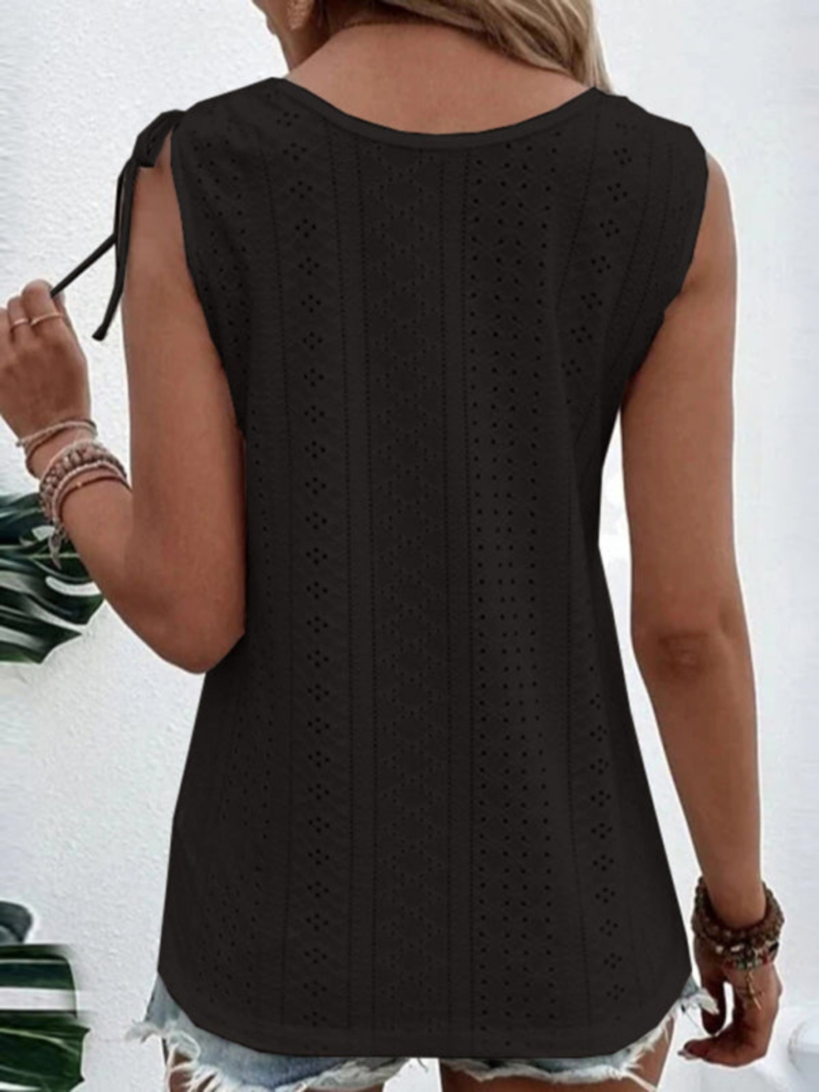 black shirt