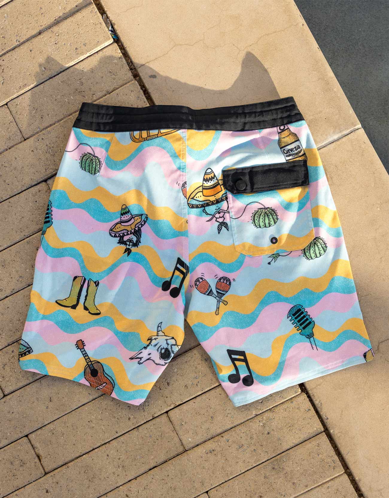 Los Three Amigos Shipwrecks Boardshorts